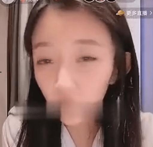 小伊伊最新直播爆料,最新动态与幕后故事大曝光  第1张